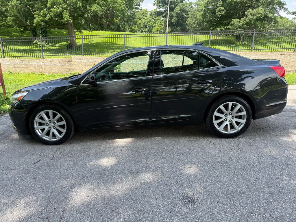 2015 Chevrolet Malibu Image 3