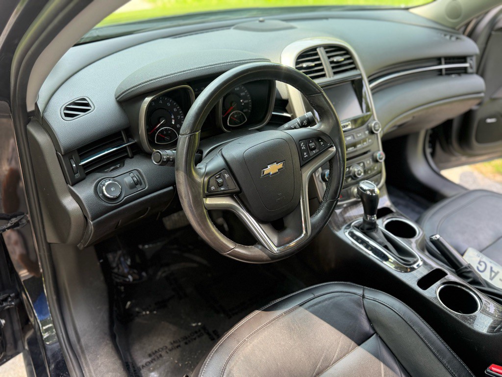 2015 Chevrolet Malibu Image 10