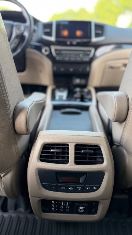 2016 Honda Pilot Image 22