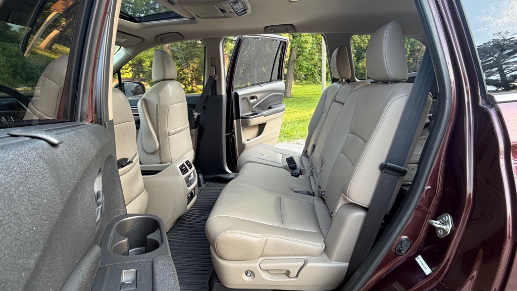 2016 Honda Pilot Image 25
