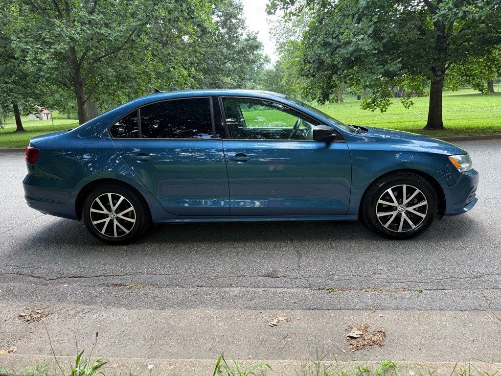 2016 Volkswagen Jetta Image 6