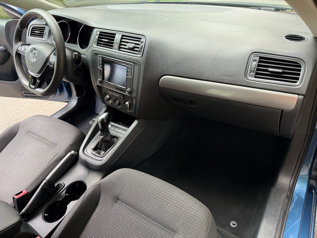 2016 Volkswagen Jetta Image 15