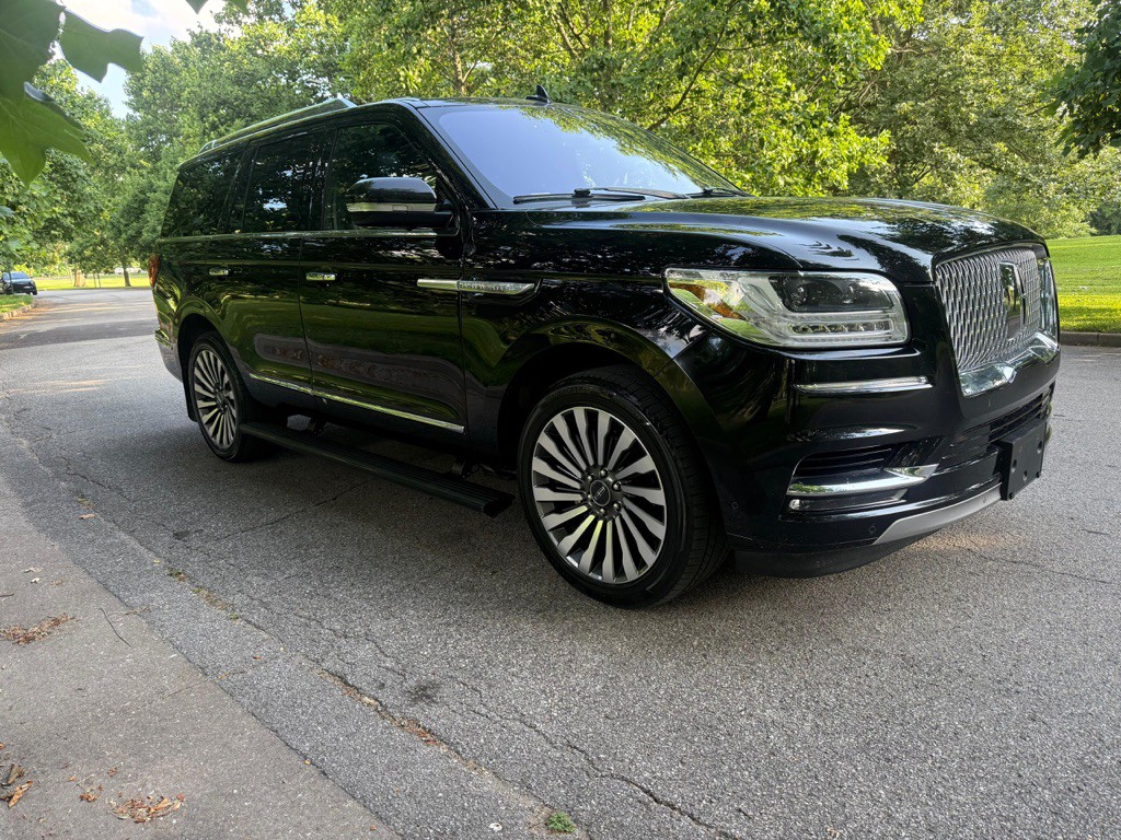 2018 Lincoln Navigator Image 4