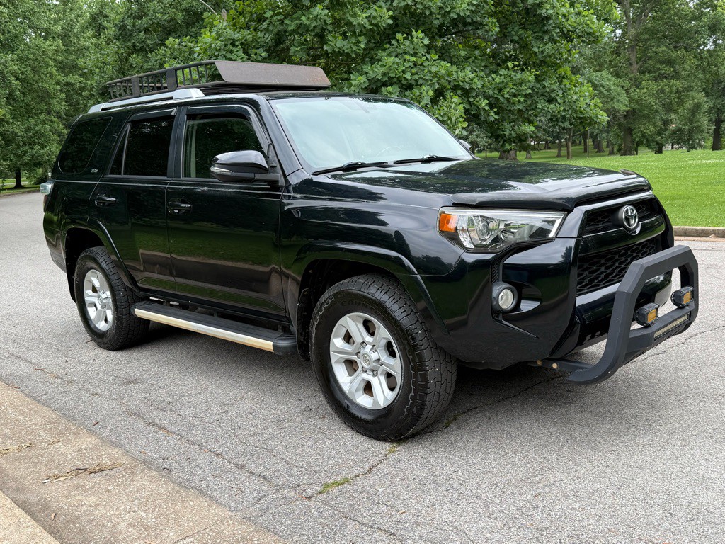 2016 Toyota 4Runner Image 4