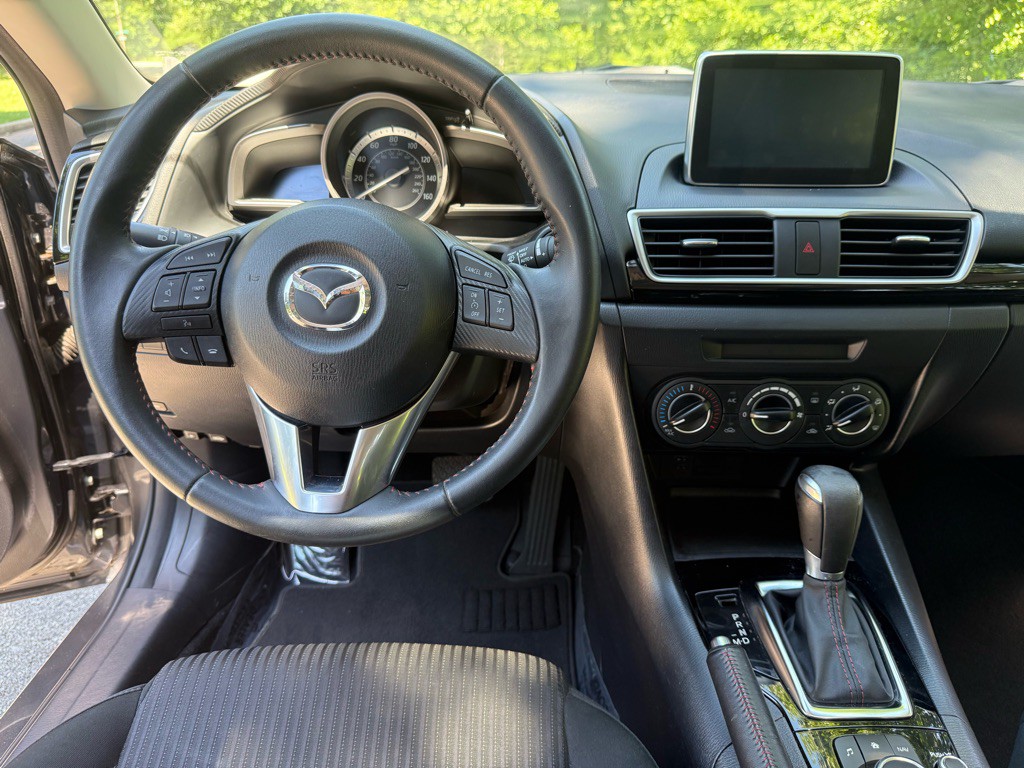 2016 Mazda Mazda3 Image 16