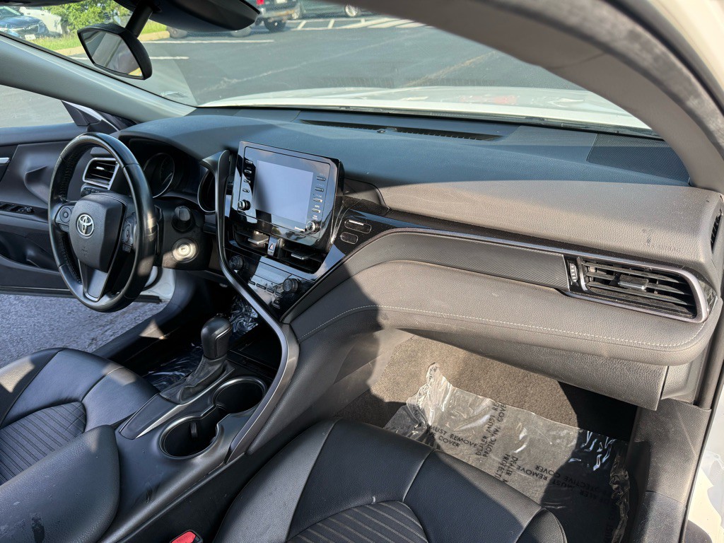 2021 Toyota Camry Image 12