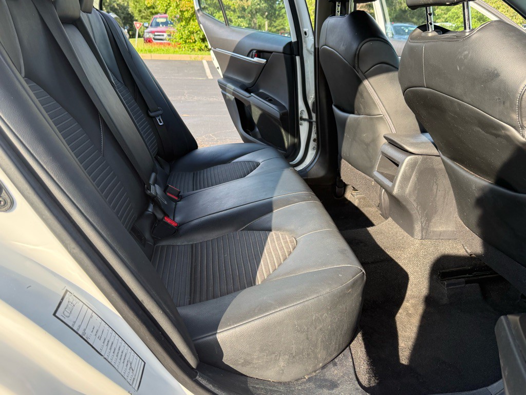 2021 Toyota Camry Image 20