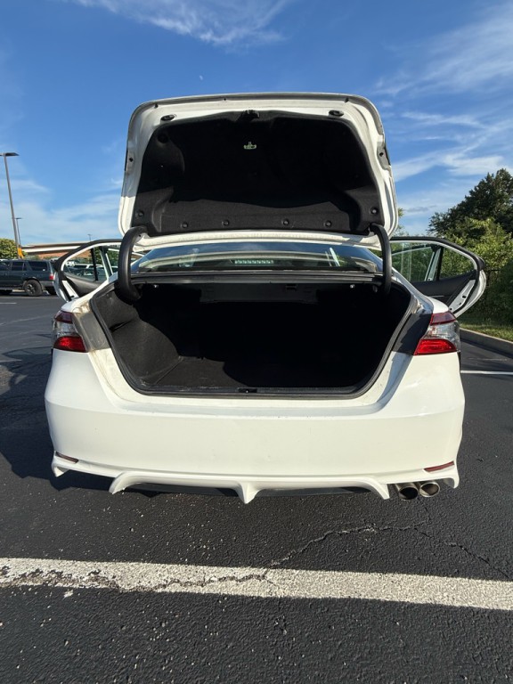 2021 Toyota Camry Image 23