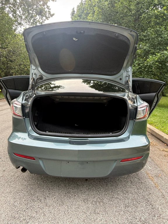 2013 Mazda Mazda3 Image 22