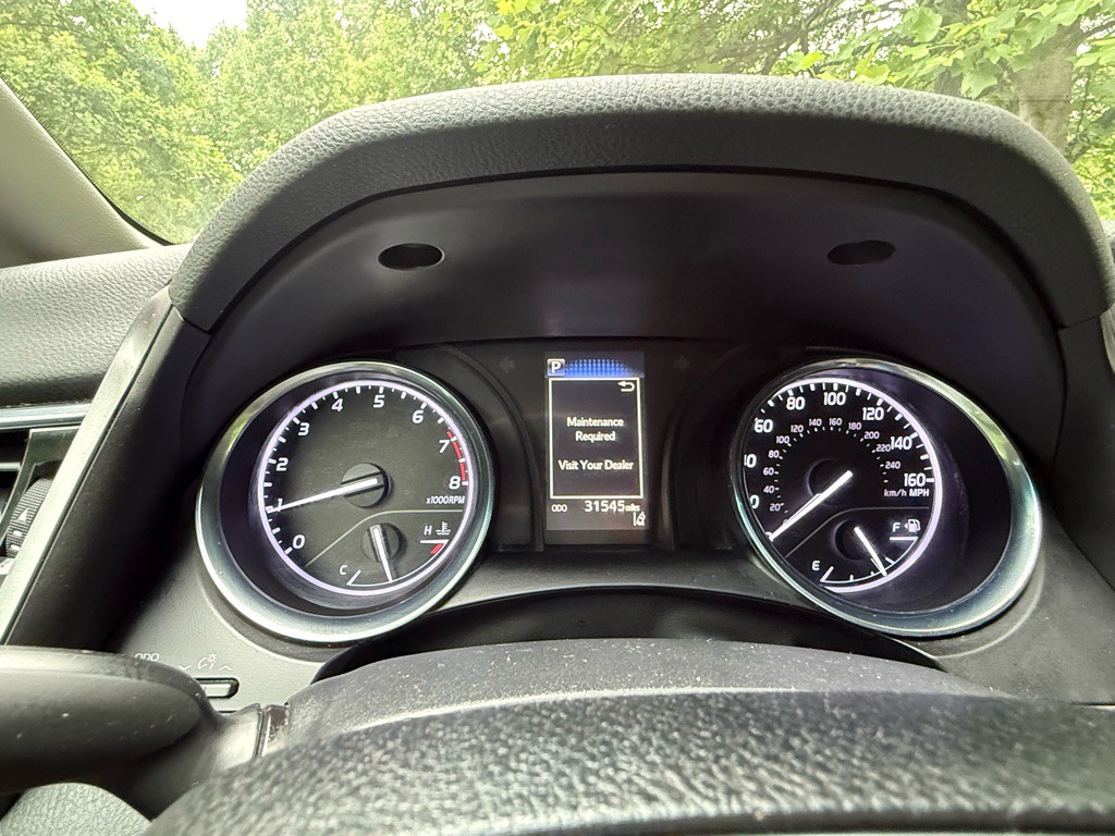 2018 Toyota Camry Image 17