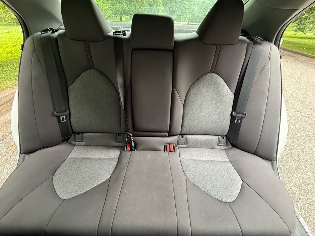 2018 Toyota Camry Image 21