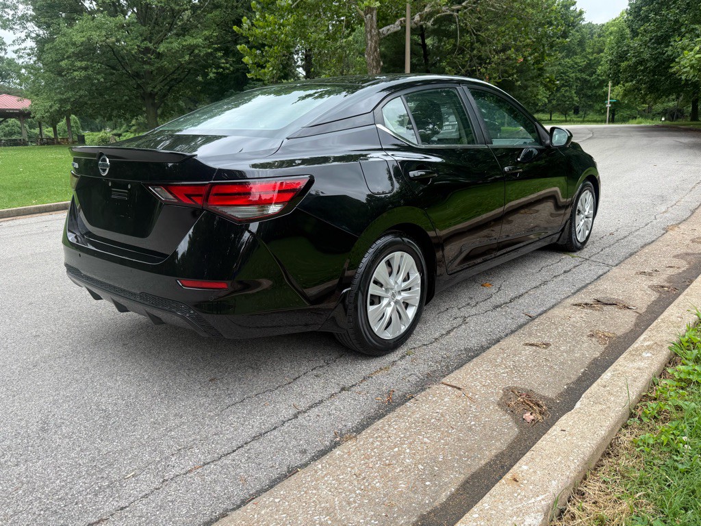 2021 Nissan Sentra Image 7