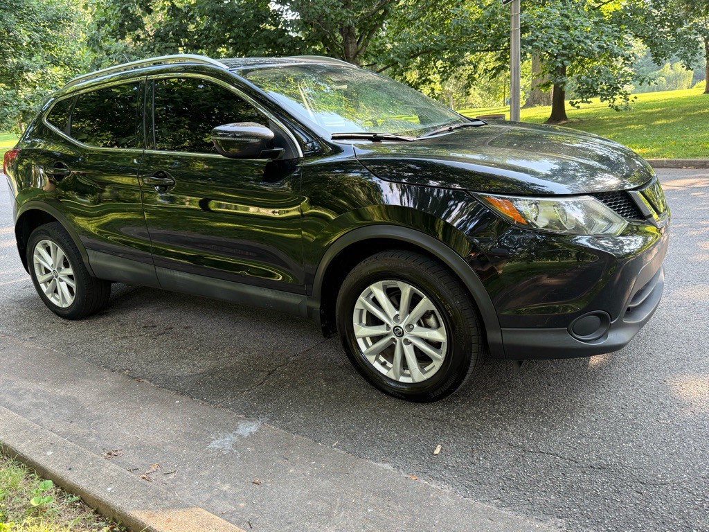 2019 Nissan Rogue Image 4