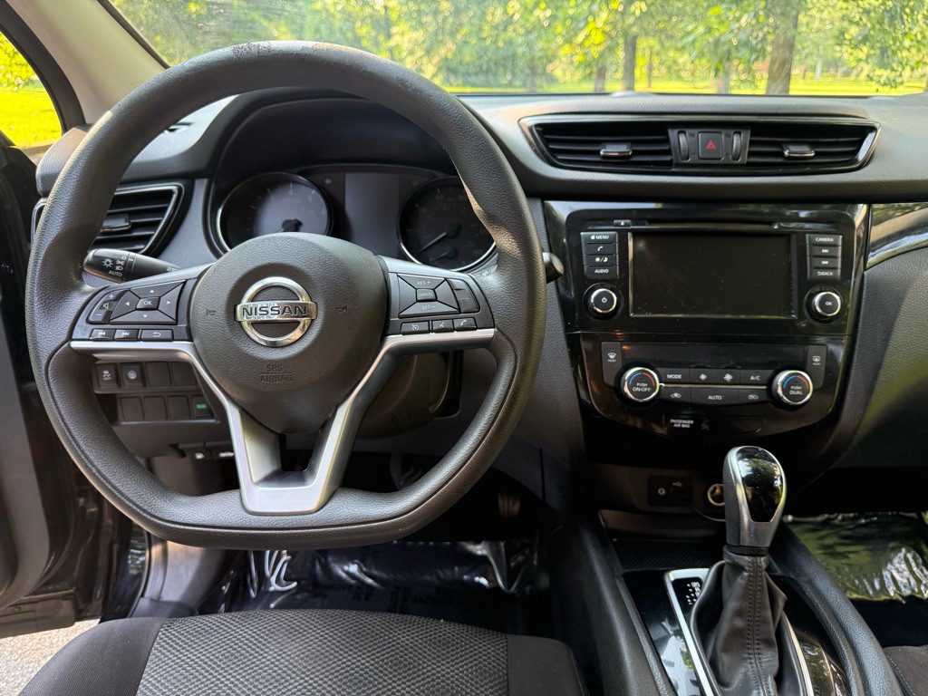 2019 Nissan Rogue Image 14
