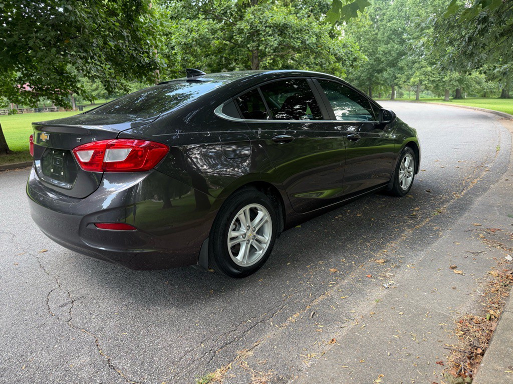 2017 Chevrolet Cruze Image 7