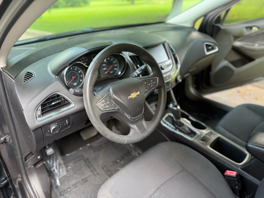 2017 Chevrolet Cruze Image 13