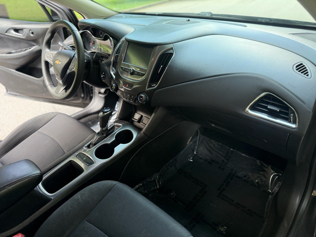2017 Chevrolet Cruze Image 15