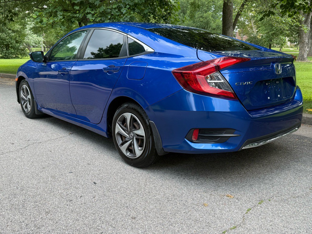 2019 Honda Civic Image 9