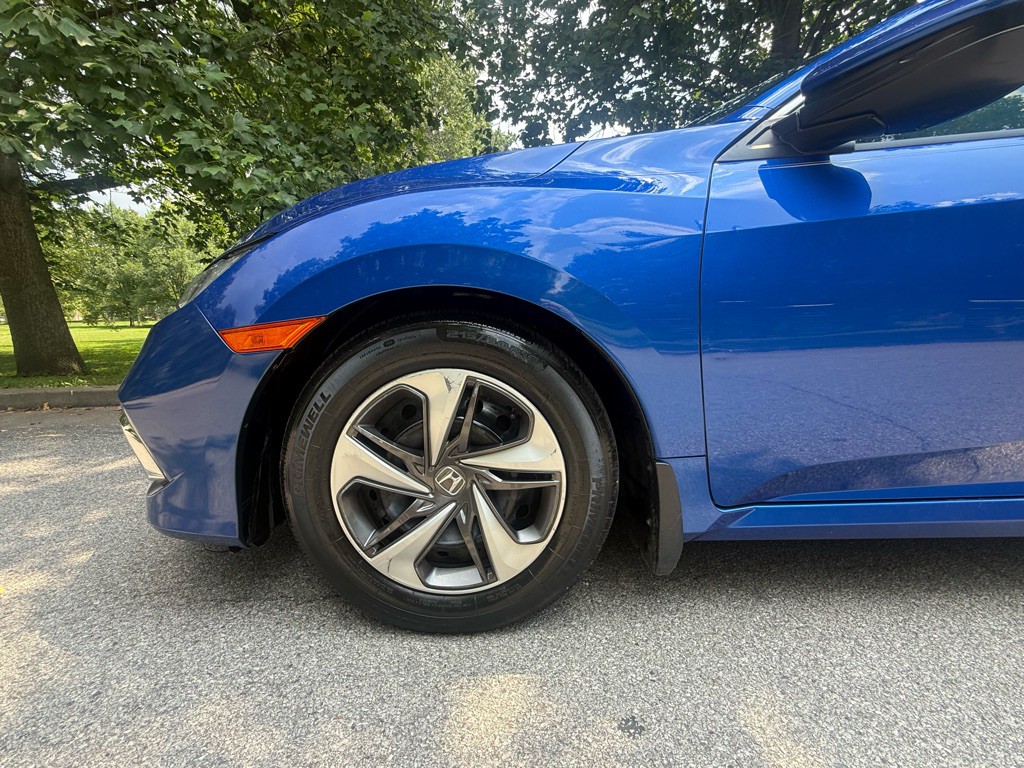 2019 Honda Civic Image 24