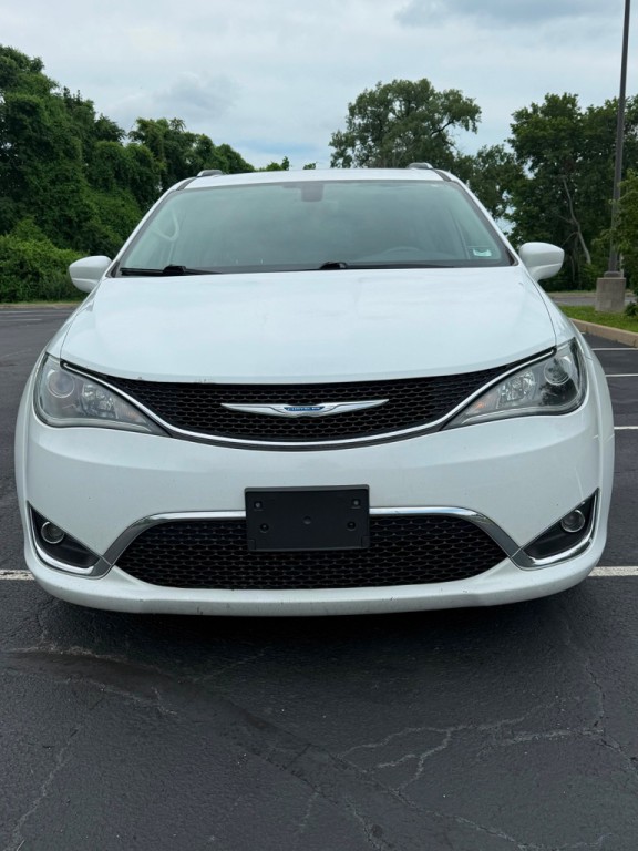 2018 Chrysler Pacifica Image 5