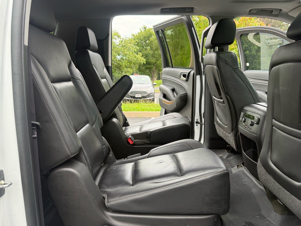 2015 Chevrolet Suburban Image 20