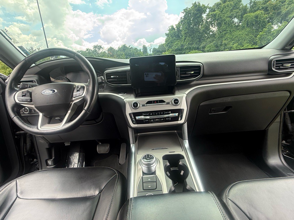 2022 Ford Explorer Image 11