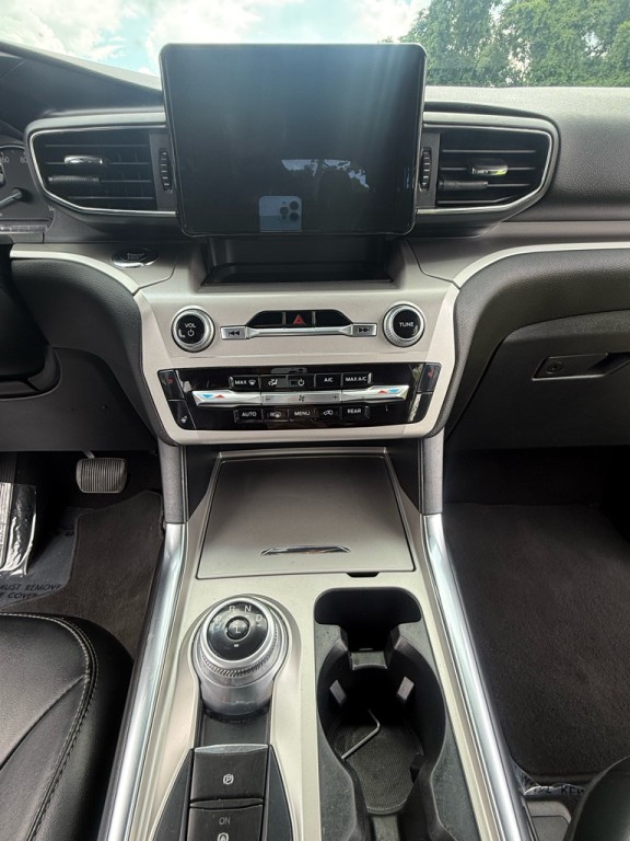 2022 Ford Explorer Image 14