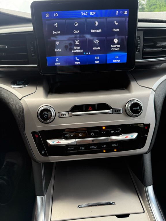 2022 Ford Explorer Image 18