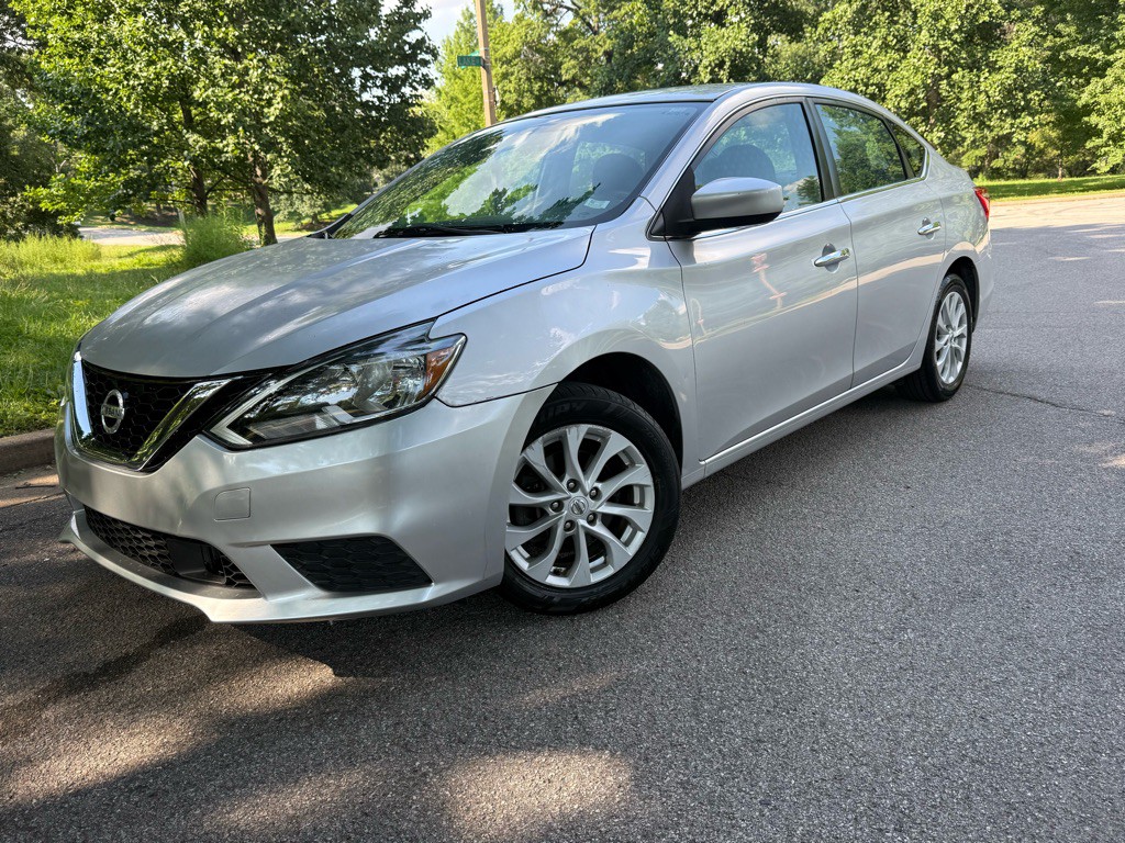 2019 Nissan Sentra Image 1