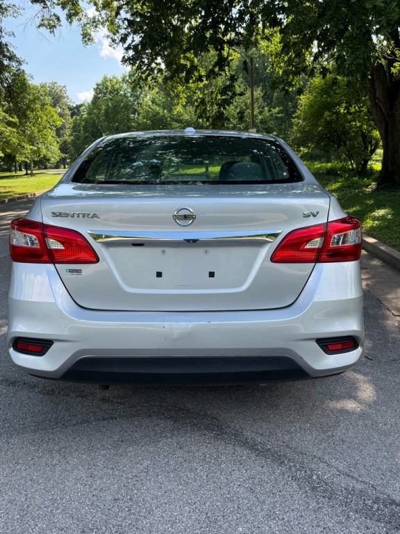 2019 Nissan Sentra Image 8