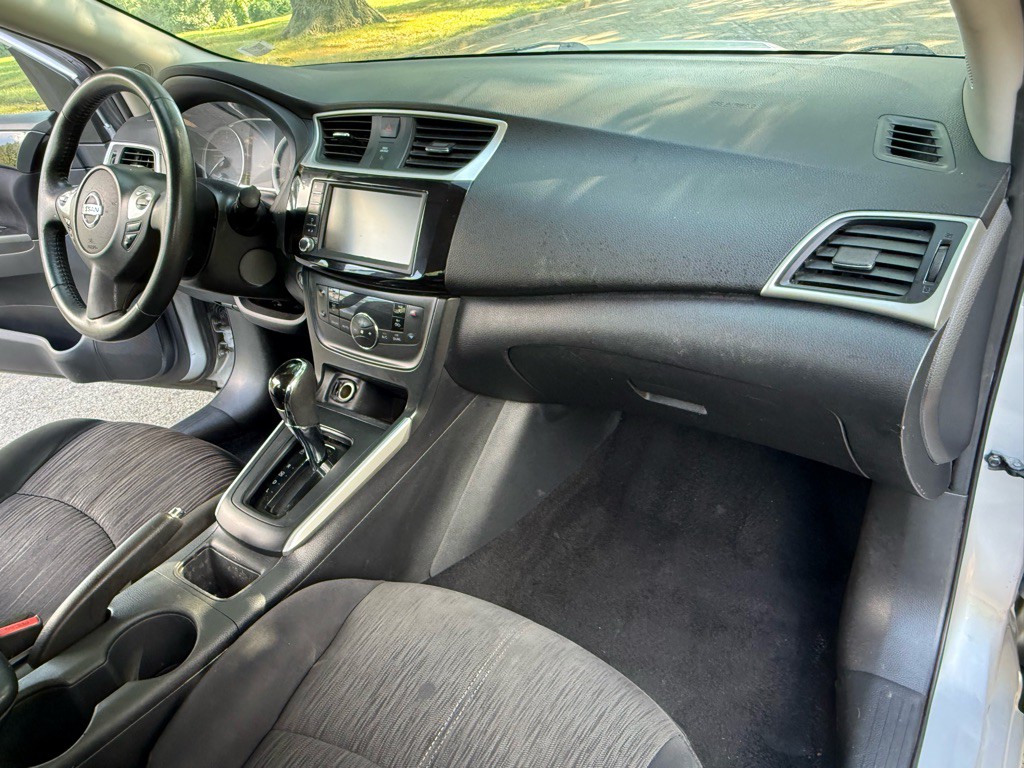 2019 Nissan Sentra Image 15
