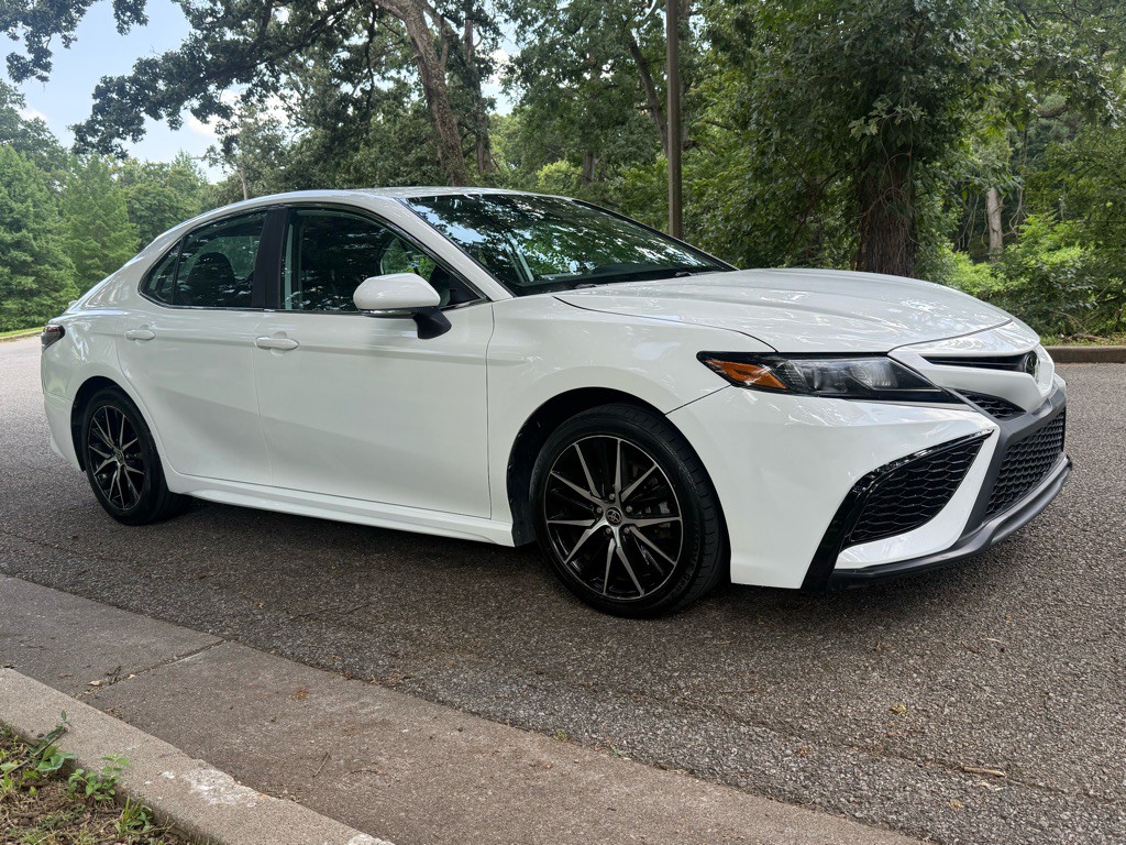 2022 Toyota Camry Image 4