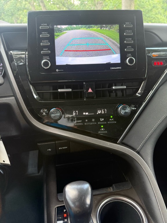 2022 Toyota Camry Image 19