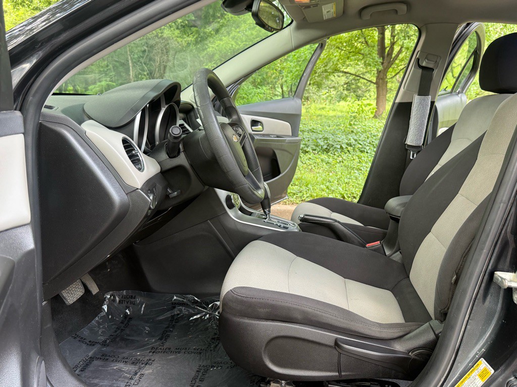 2016 Chevrolet Cruze Image 10