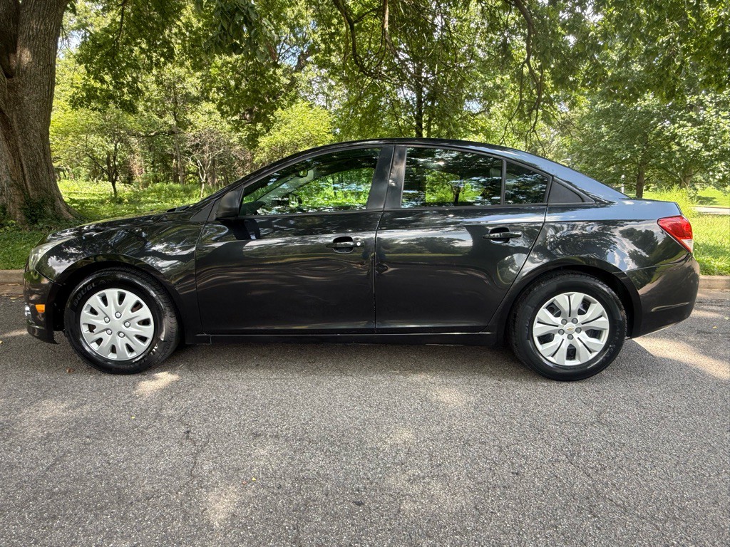 2016 Chevrolet Cruze Image 3