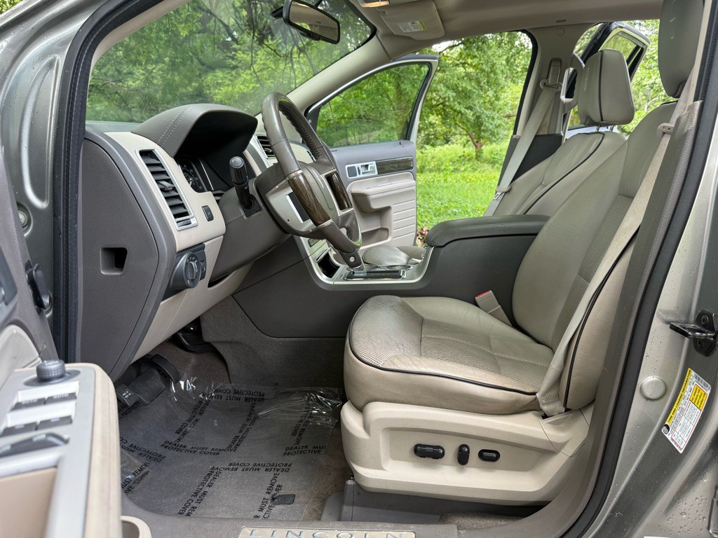 2008 Lincoln MKX Image 10