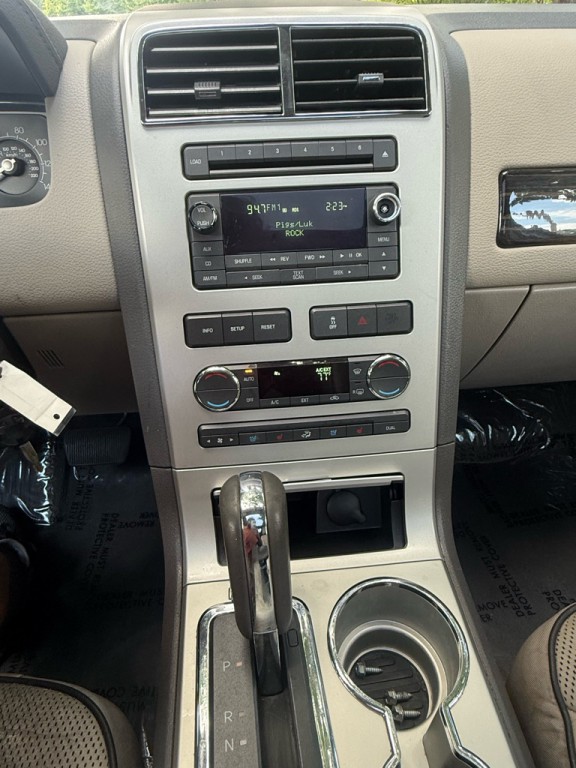 2008 Lincoln MKX Image 18