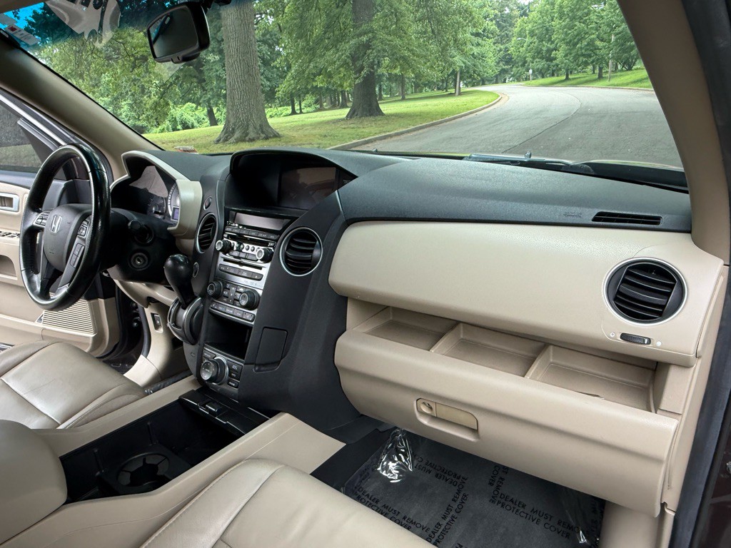 2014 Honda Pilot Image 12