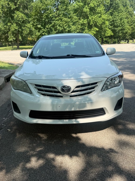 2013 Toyota Corolla Image 5