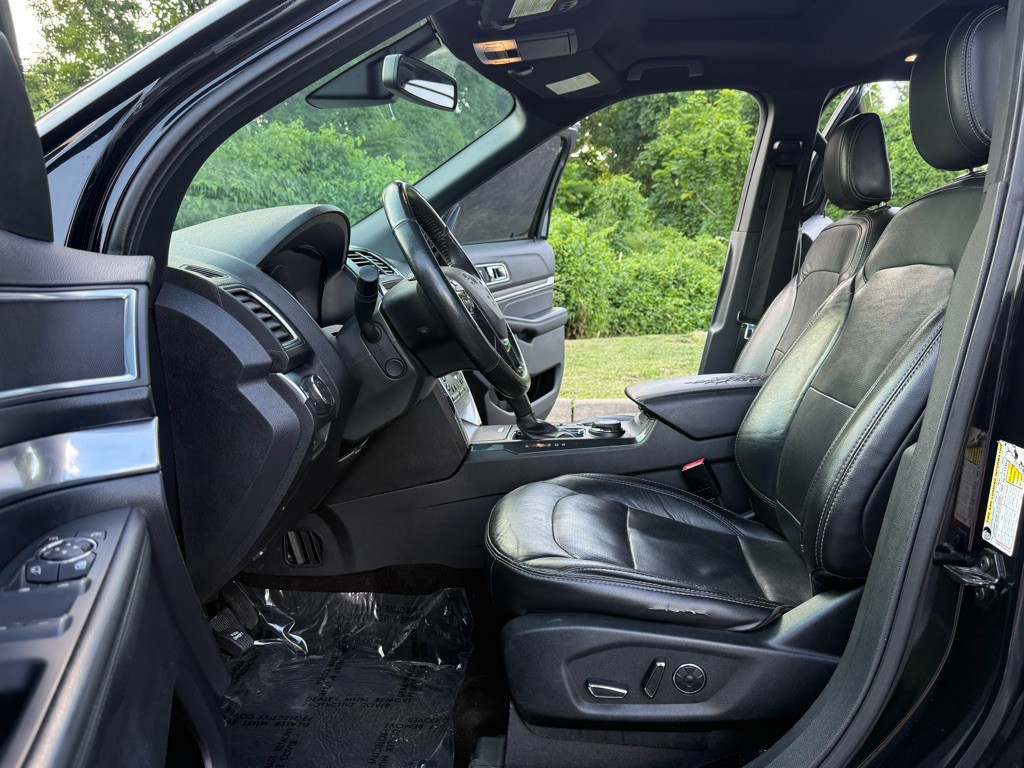 2018 Ford Explorer Image 10