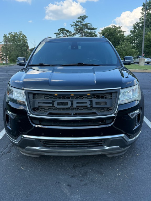 2018 Ford Explorer Image 2