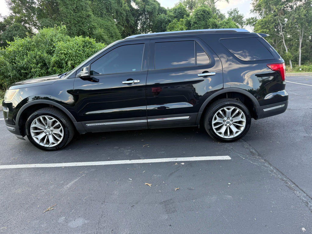 2018 Ford Explorer Image 3