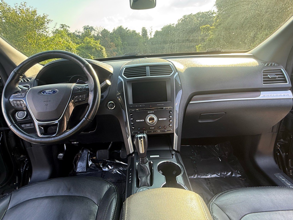 2018 Ford Explorer Image 11