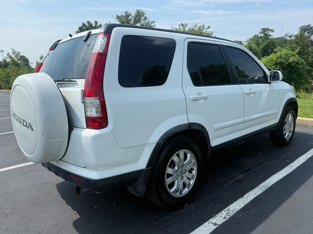 2005 Honda CR-V Image 9