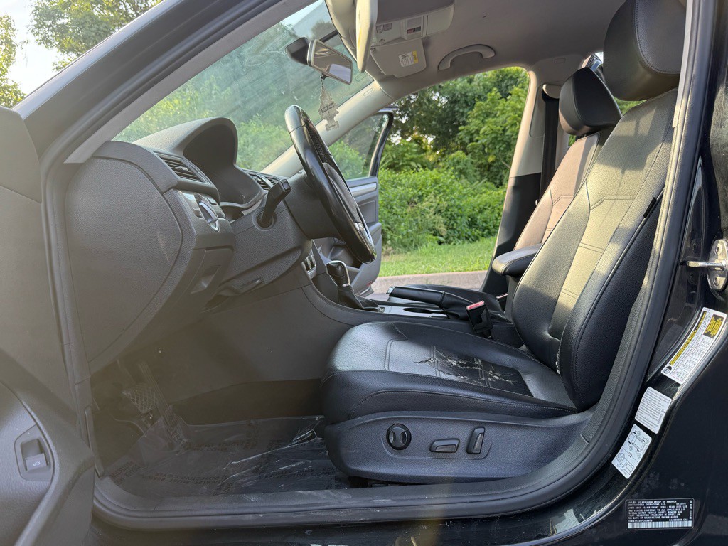 2015 Volkswagen Passat Image 10