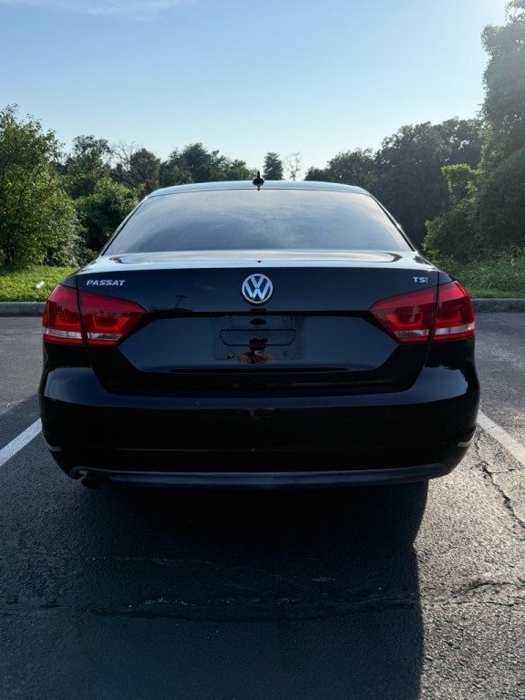 2015 Volkswagen Passat Image 8