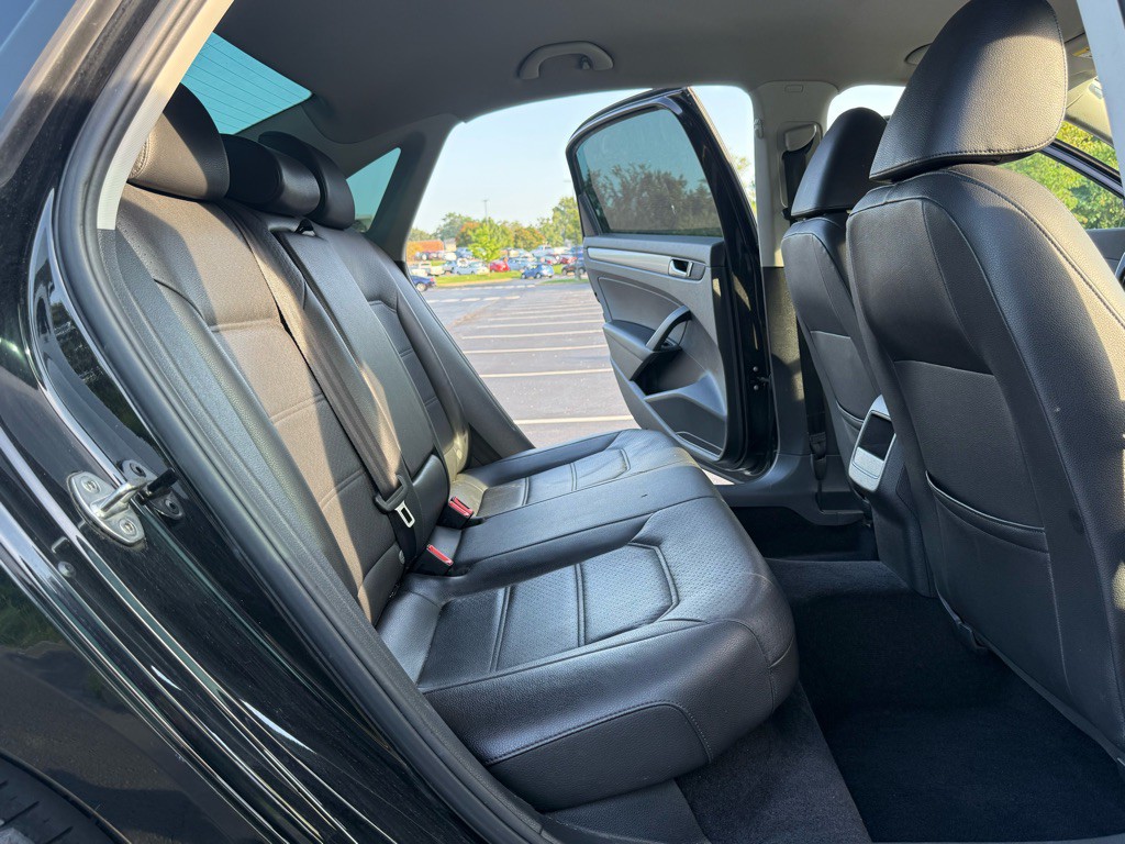 2015 Volkswagen Passat Image 20