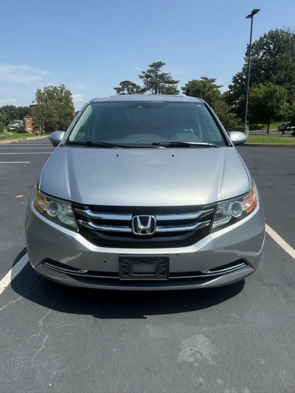 2016 Honda Odyssey Image 2