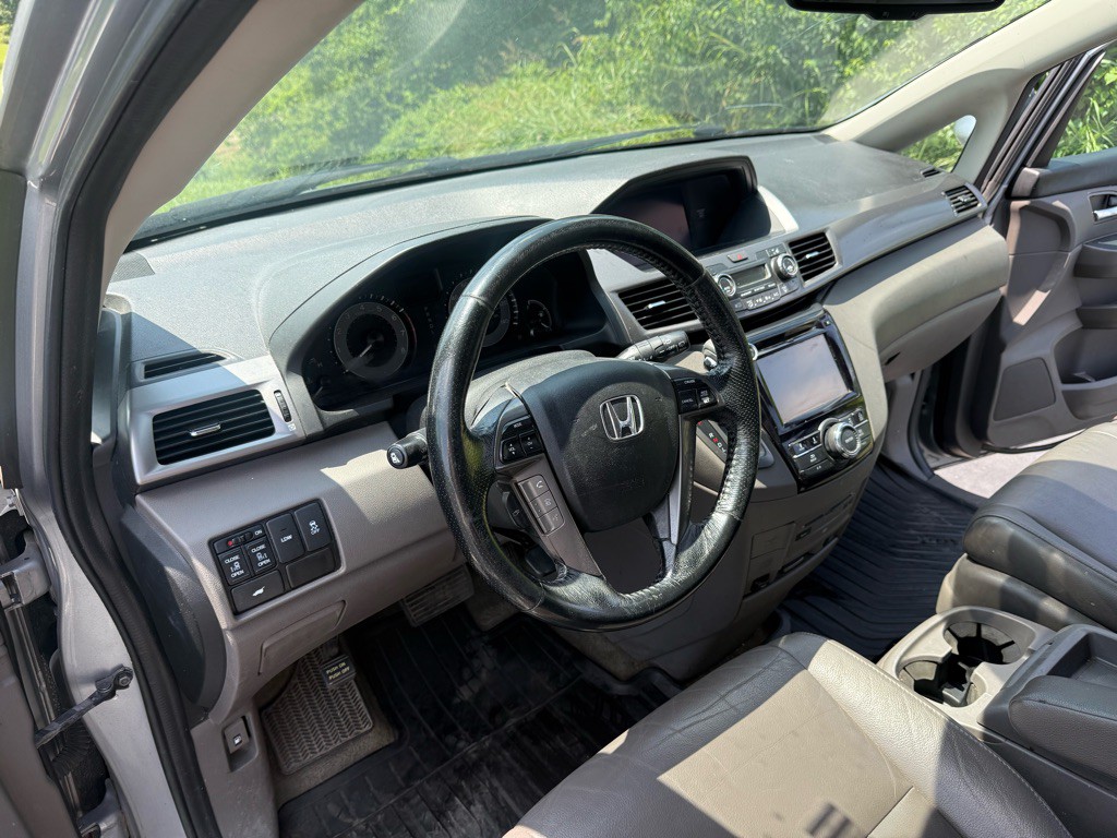 2016 Honda Odyssey Image 13