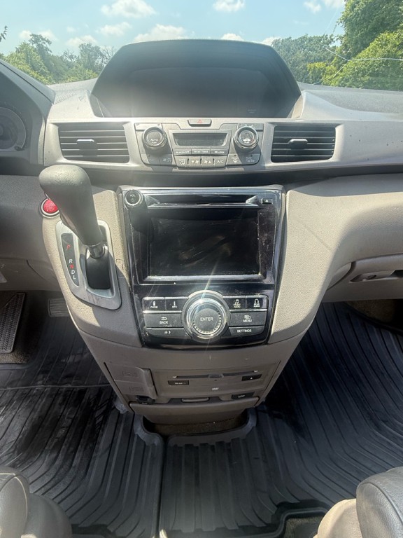 2016 Honda Odyssey Image 14
